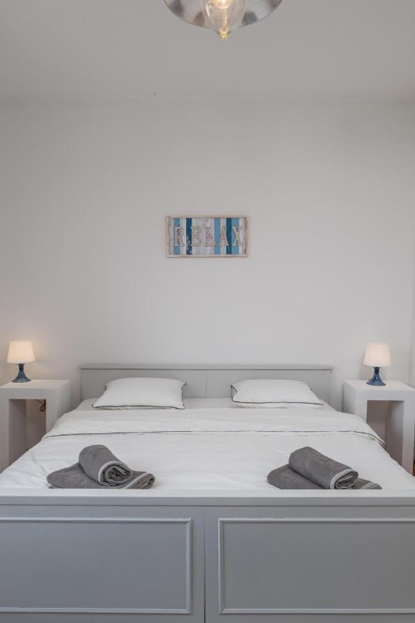 App Blue, Apartment Selce