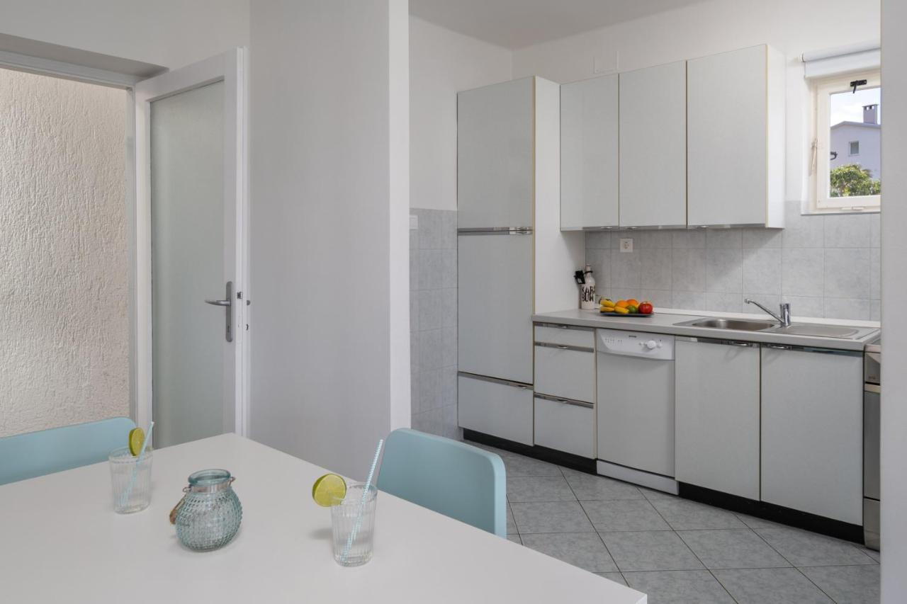 App Blue, Apartment Selce